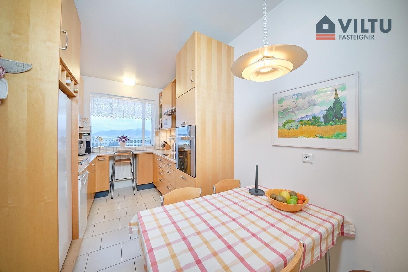Háaleitisbraut 43, 108 Reykjavík