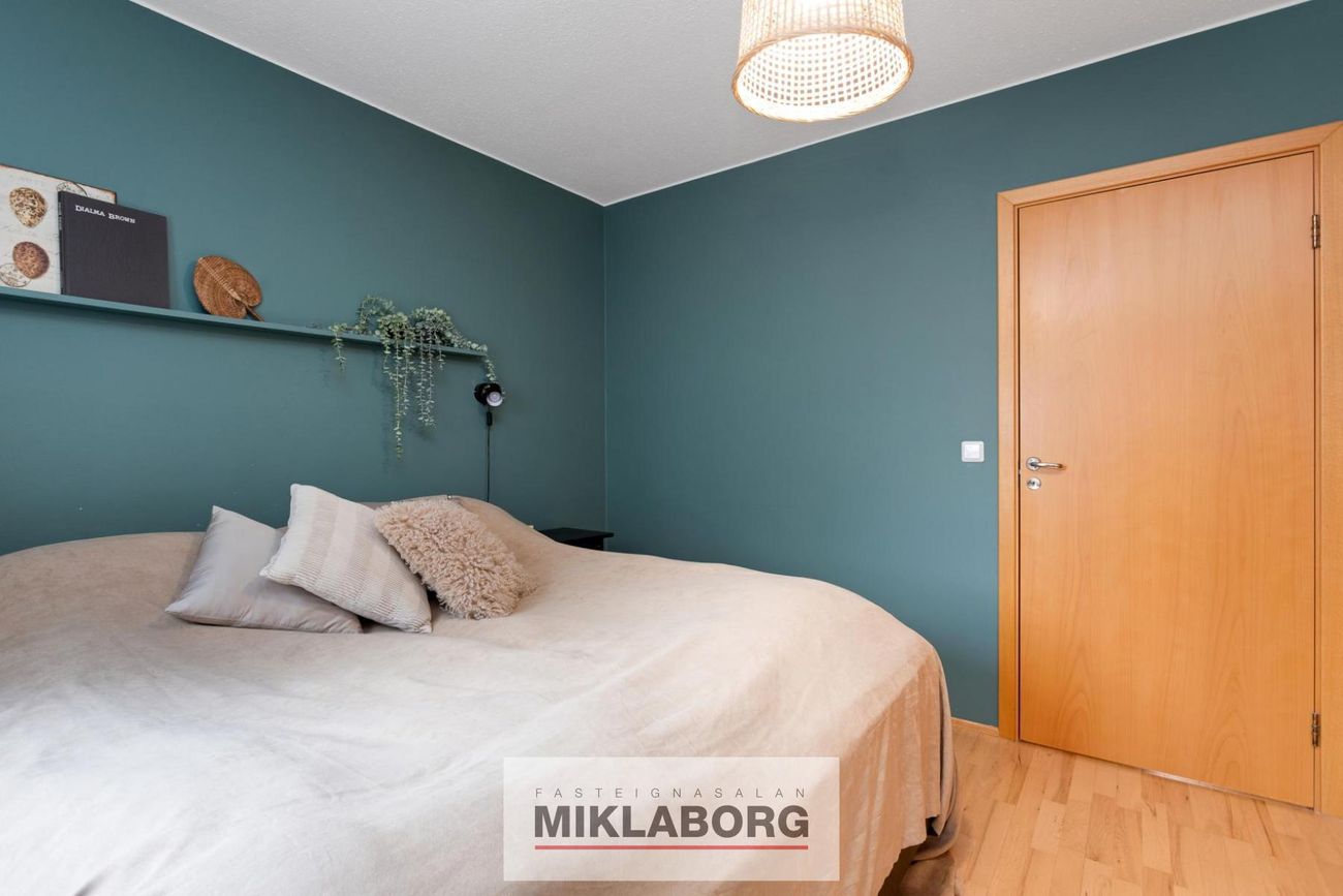 Álfaborgir 17, 112 Reykjavík