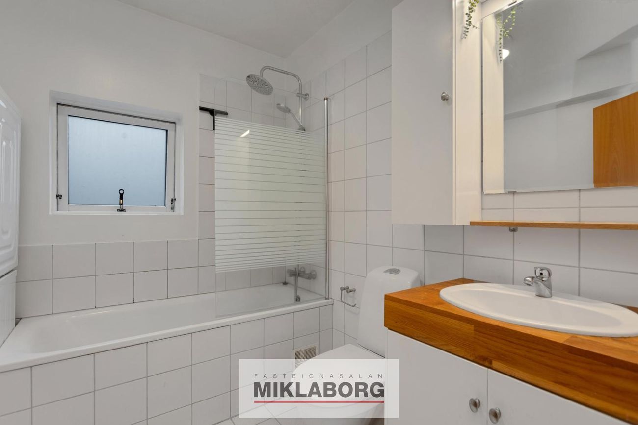 Álfaborgir 17, 112 Reykjavík