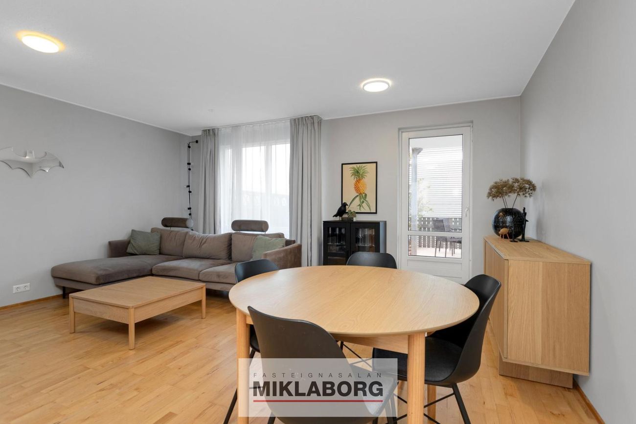 Álfaborgir 17, 112 Reykjavík