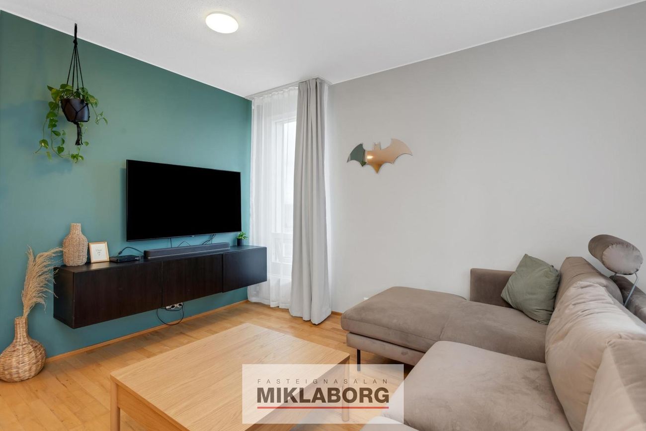 Álfaborgir 17, 112 Reykjavík