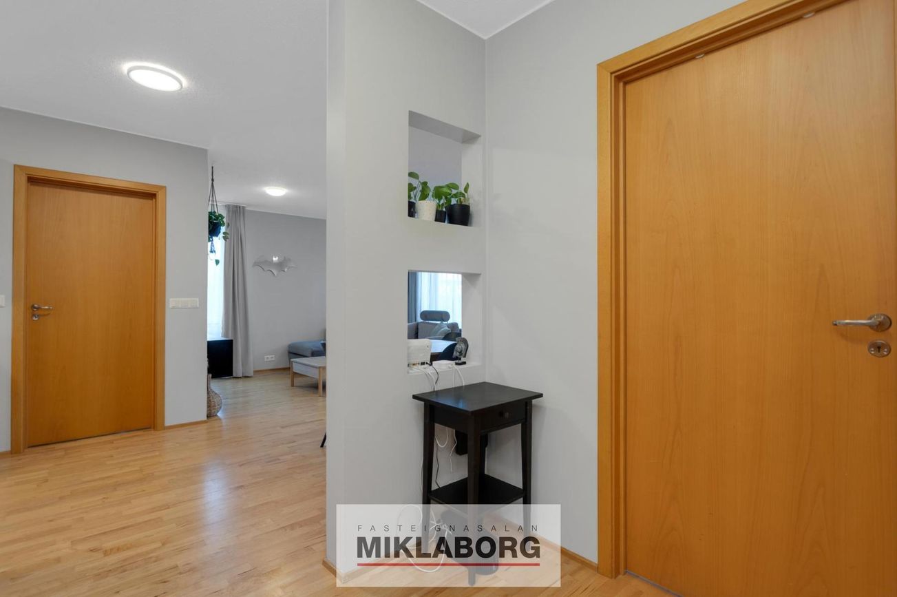 Álfaborgir 17, 112 Reykjavík