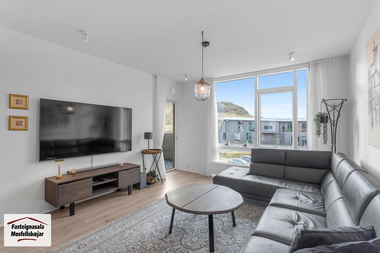 Bjarkarholt 25, 270 Mosfellsbær