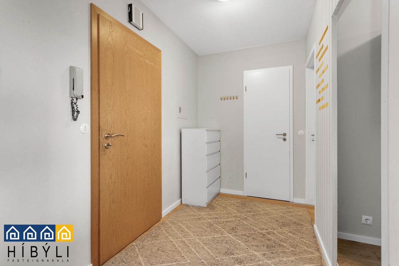 Háaleitisbraut 43, 108 Reykjavík
