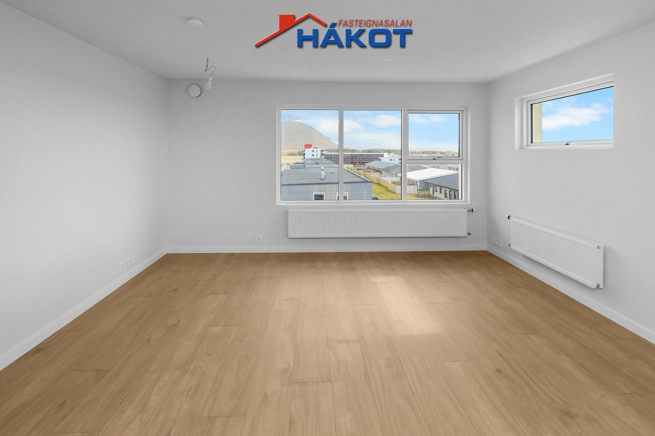 Beykiskógar 19, 300 Akranes