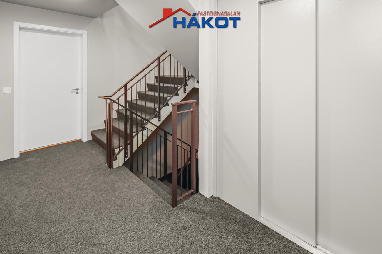Beykiskógar 19, 300 Akranes