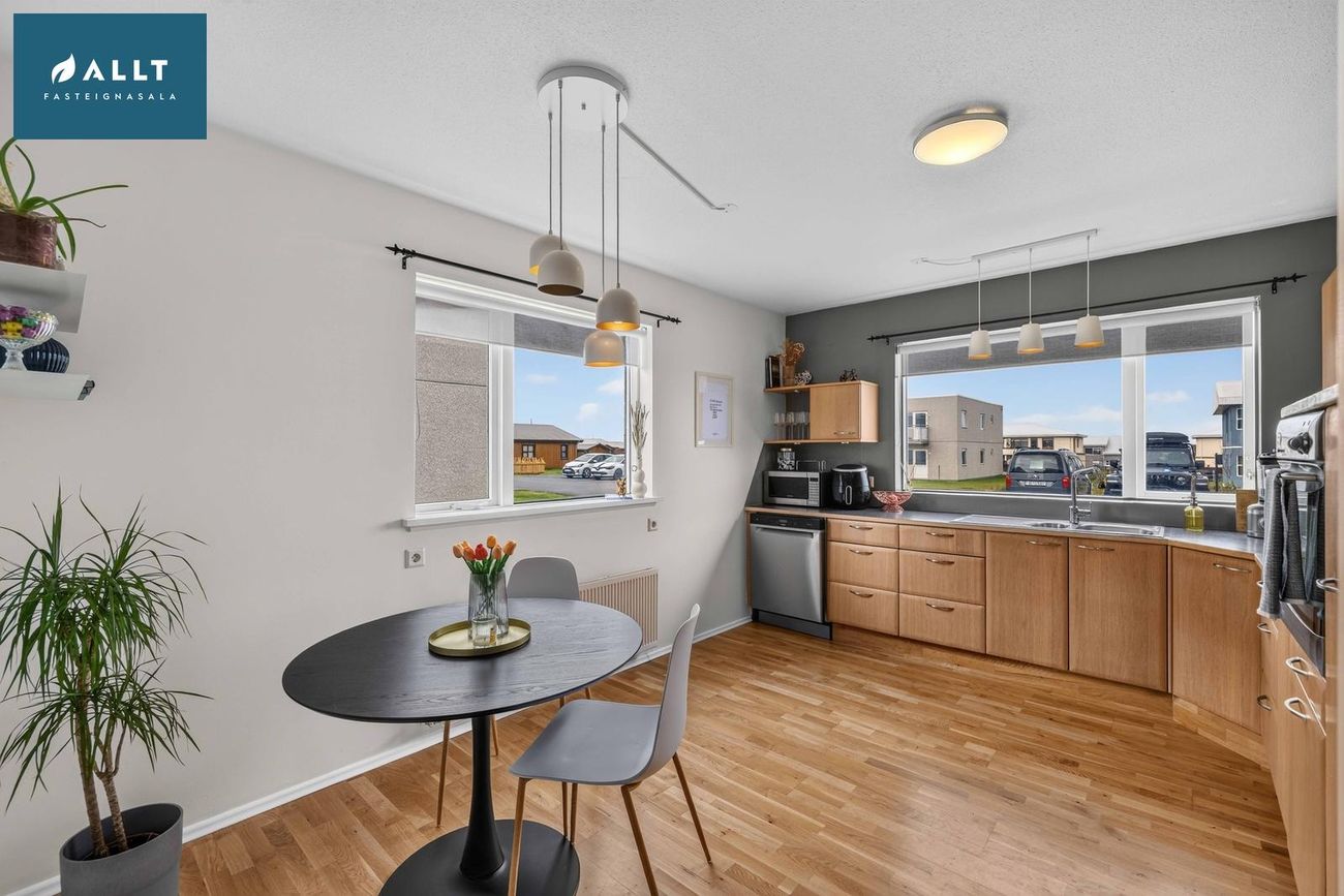 Silfurtún 8, 250 Sveitarfélagið Garður