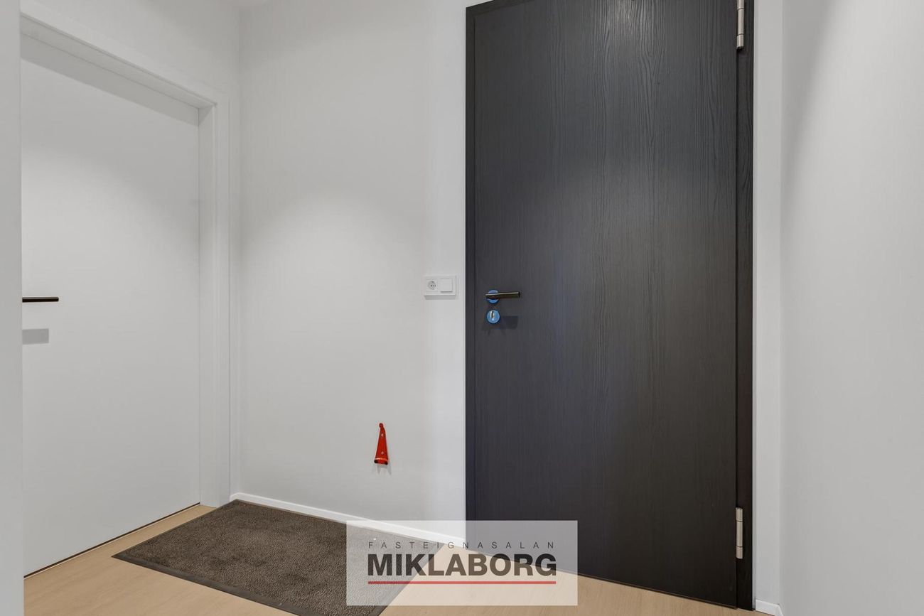 Eirhöfði 7A - 0305, 110 Reykjavík