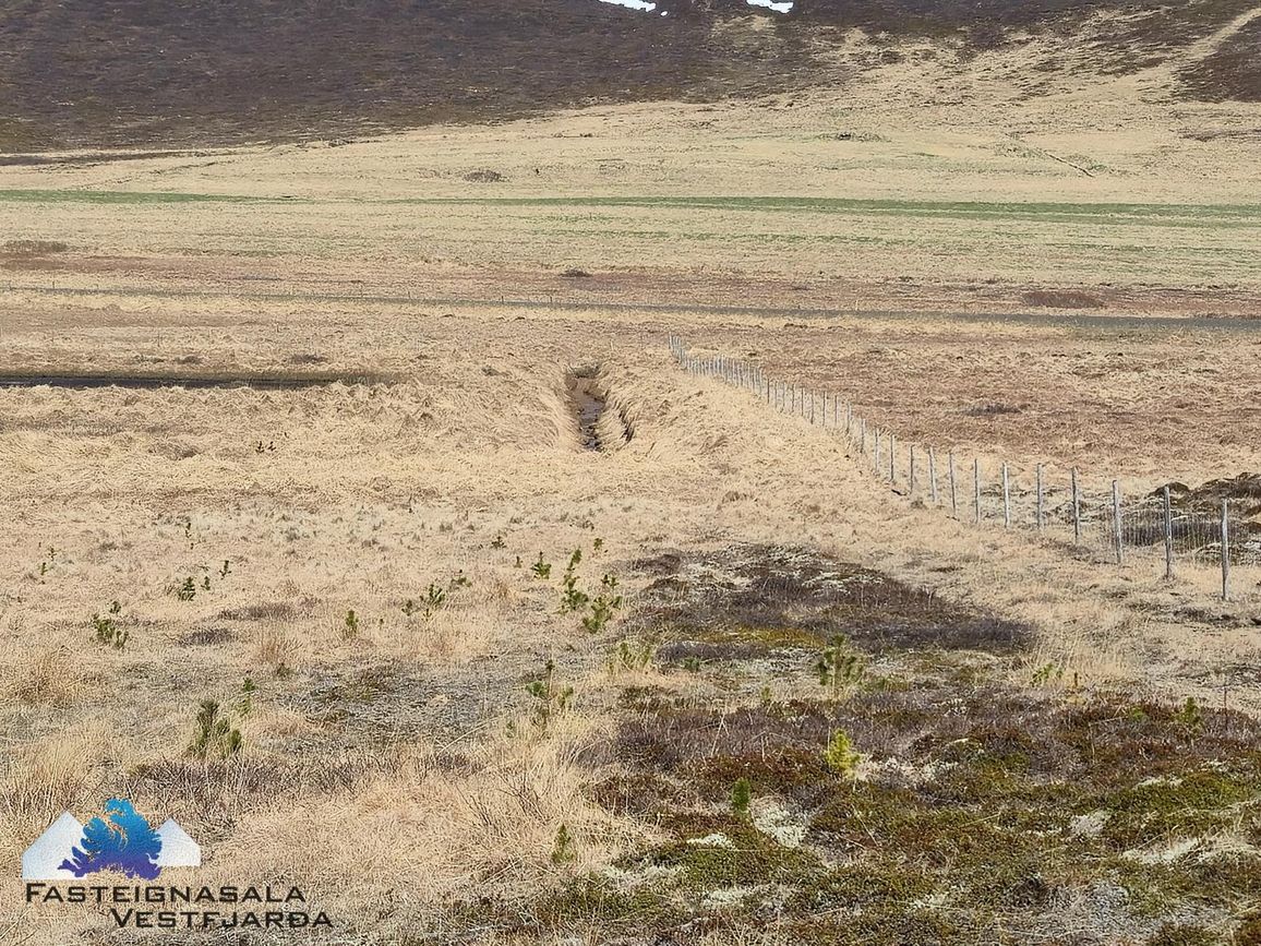 Fell - 0101, 471 Ísafjarðarbær