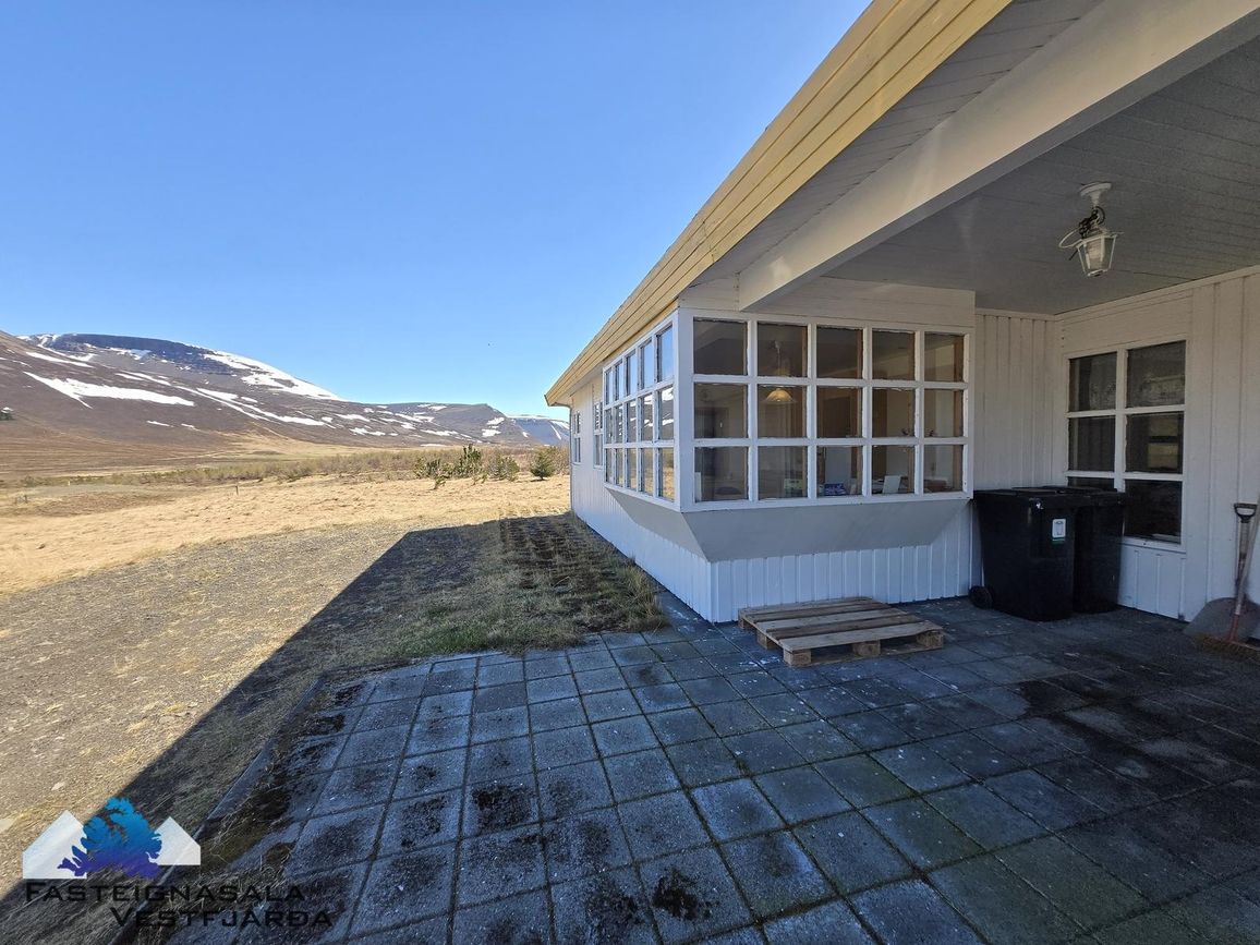 Fell - 0101, 471 Ísafjarðarbær