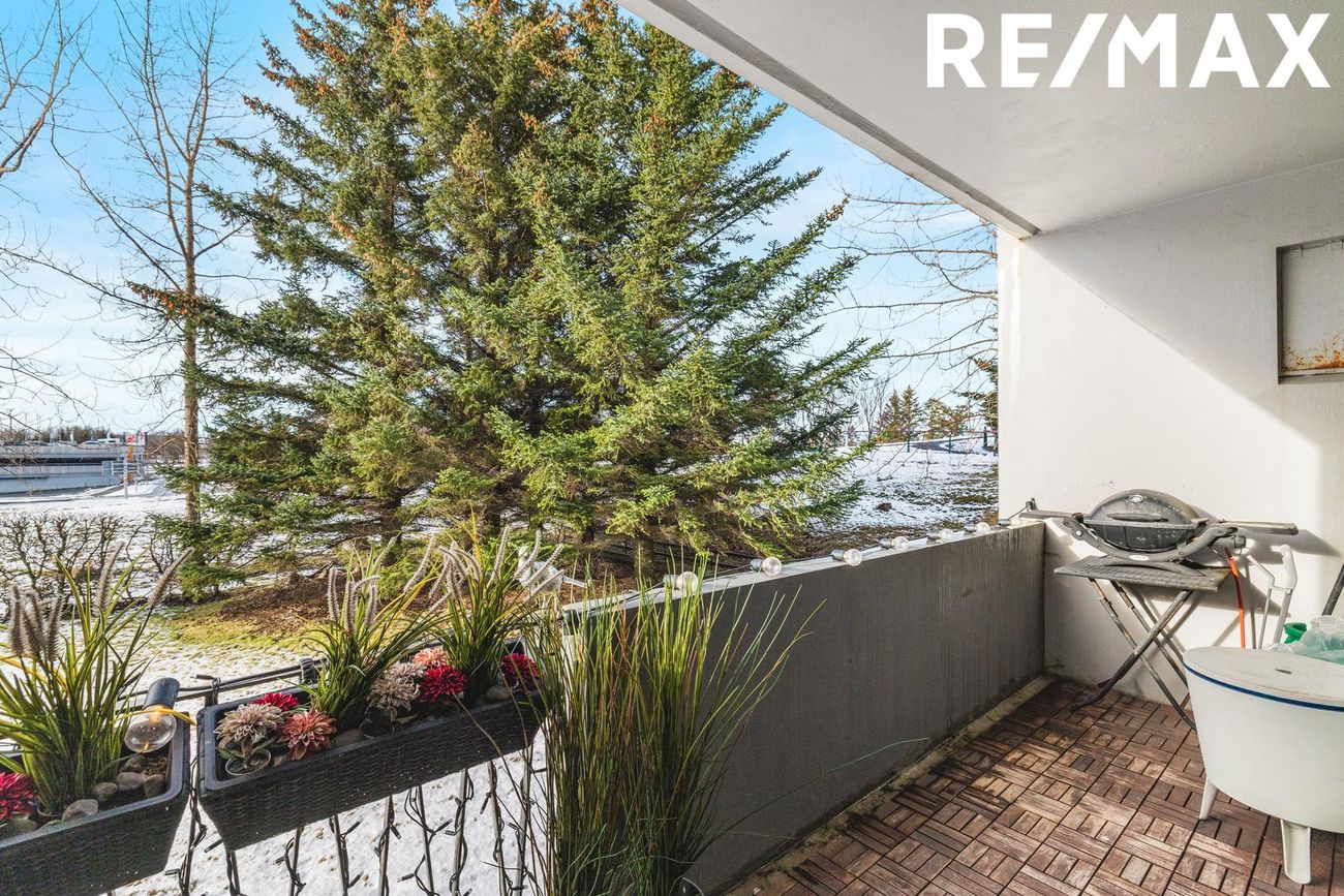 Hvassaleiti 30, 103 Reykjavík