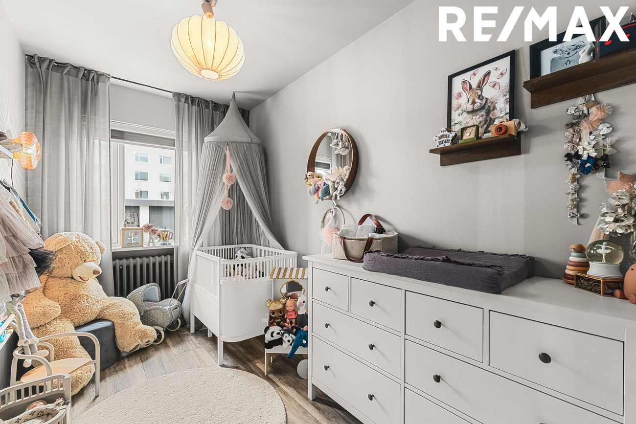 Hvassaleiti 30, 103 Reykjavík