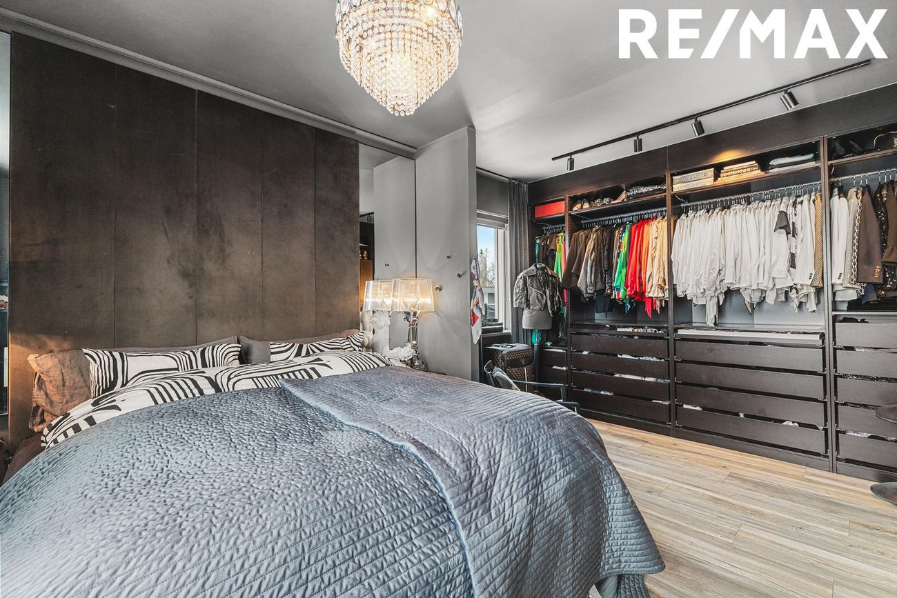 Hvassaleiti 30, 103 Reykjavík