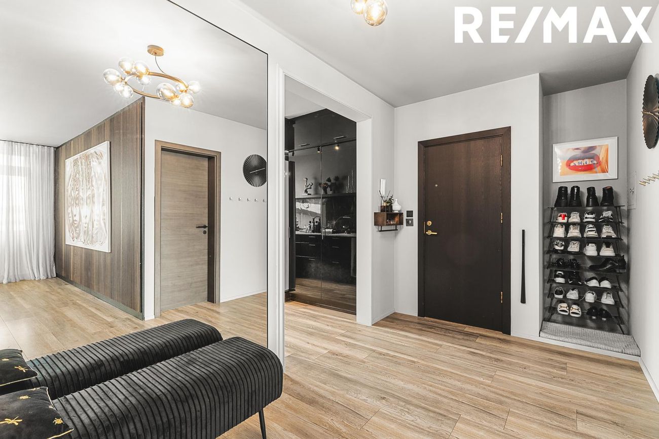 Hvassaleiti 30, 103 Reykjavík