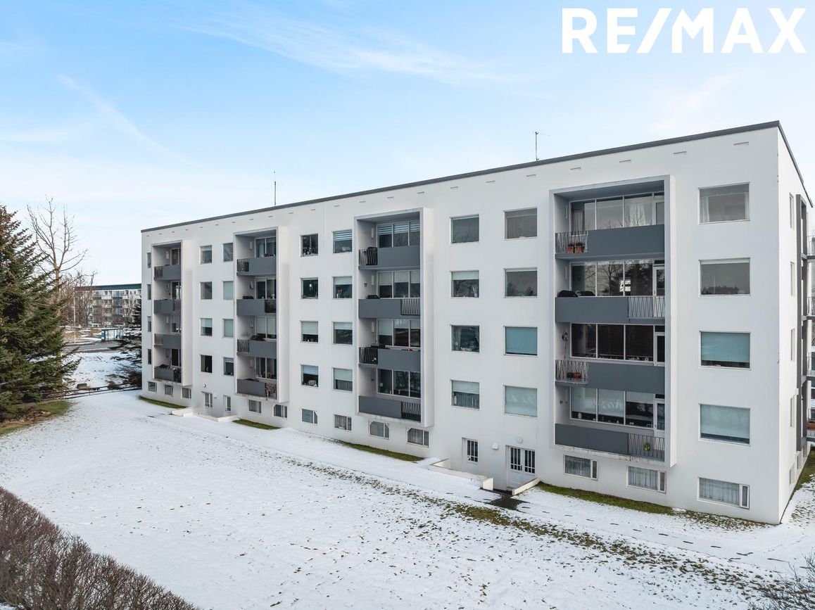 Hvassaleiti 30, 103 Reykjavík