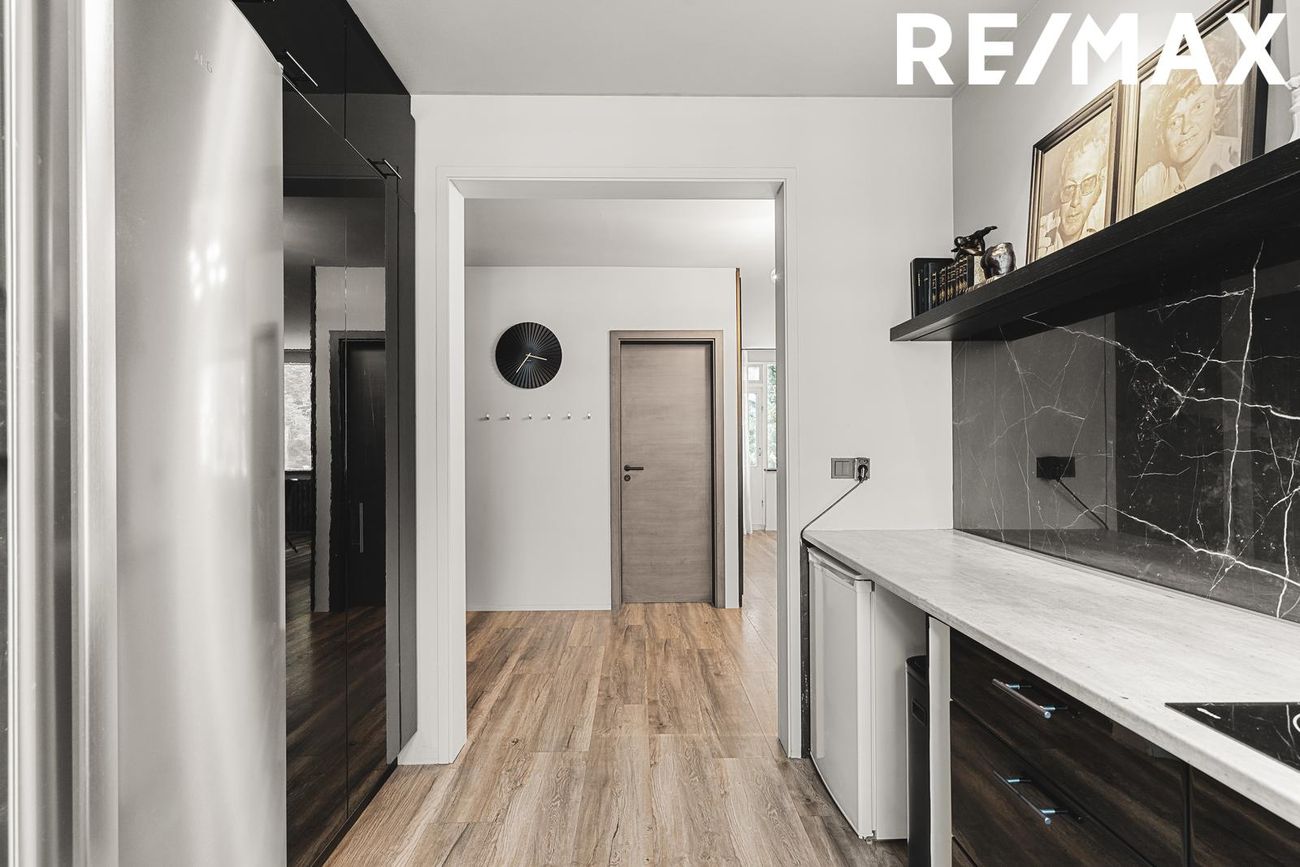 Hvassaleiti 30, 103 Reykjavík