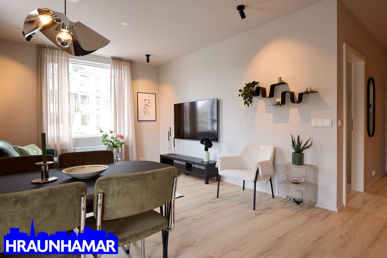 Baughamar 5, 221 Hafnarfjörður