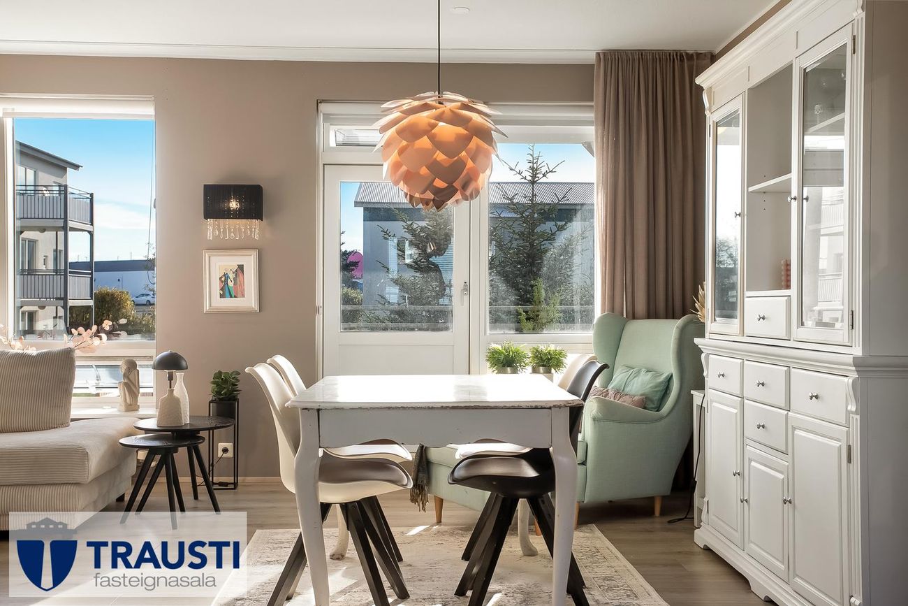 Álfaborgir 9, 112 Reykjavík