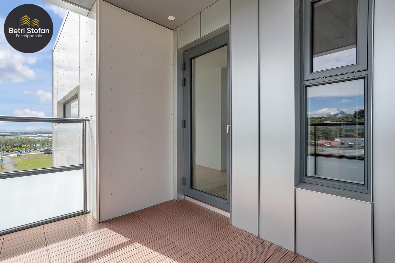 Hlíðarfótur 21A, 102 Reykjavík