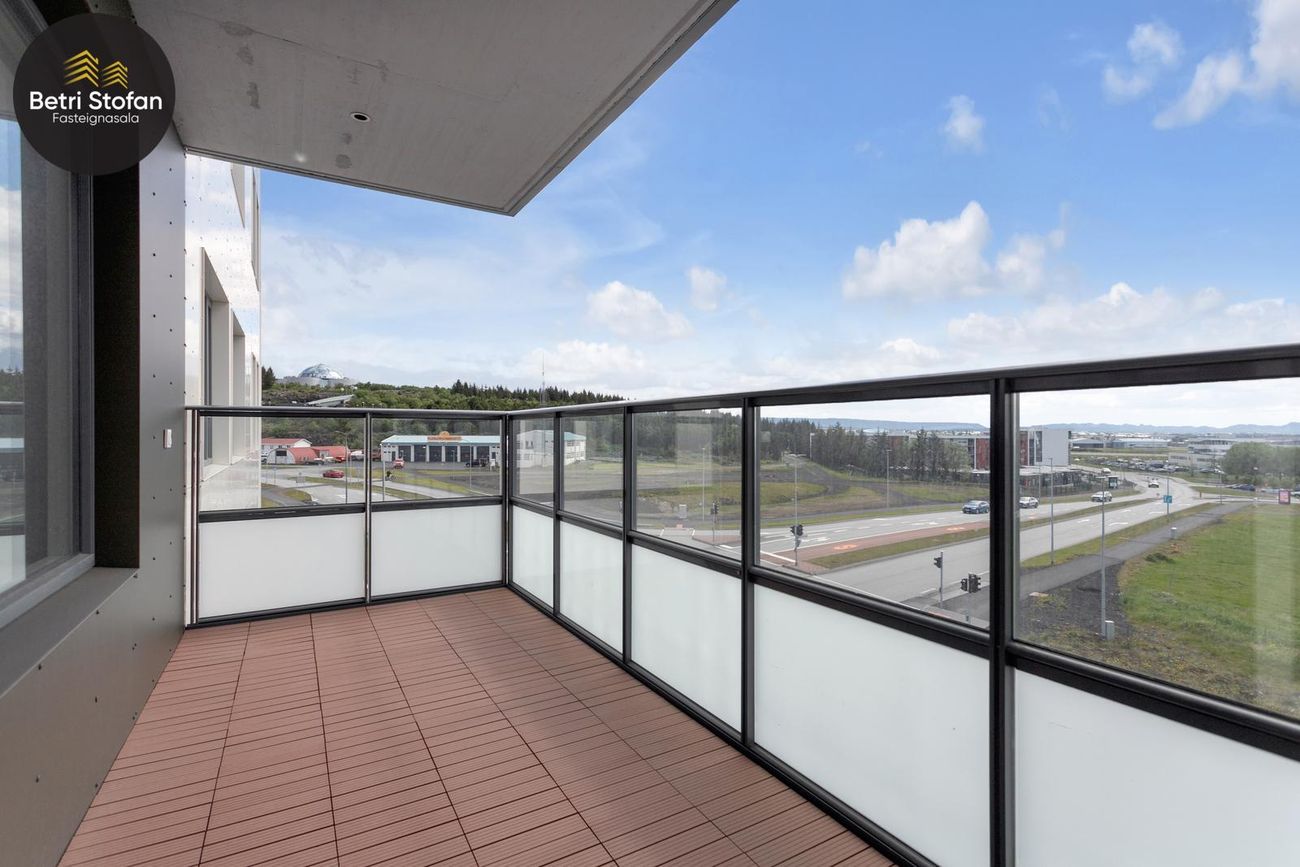 Hlíðarfótur 21A, 102 Reykjavík