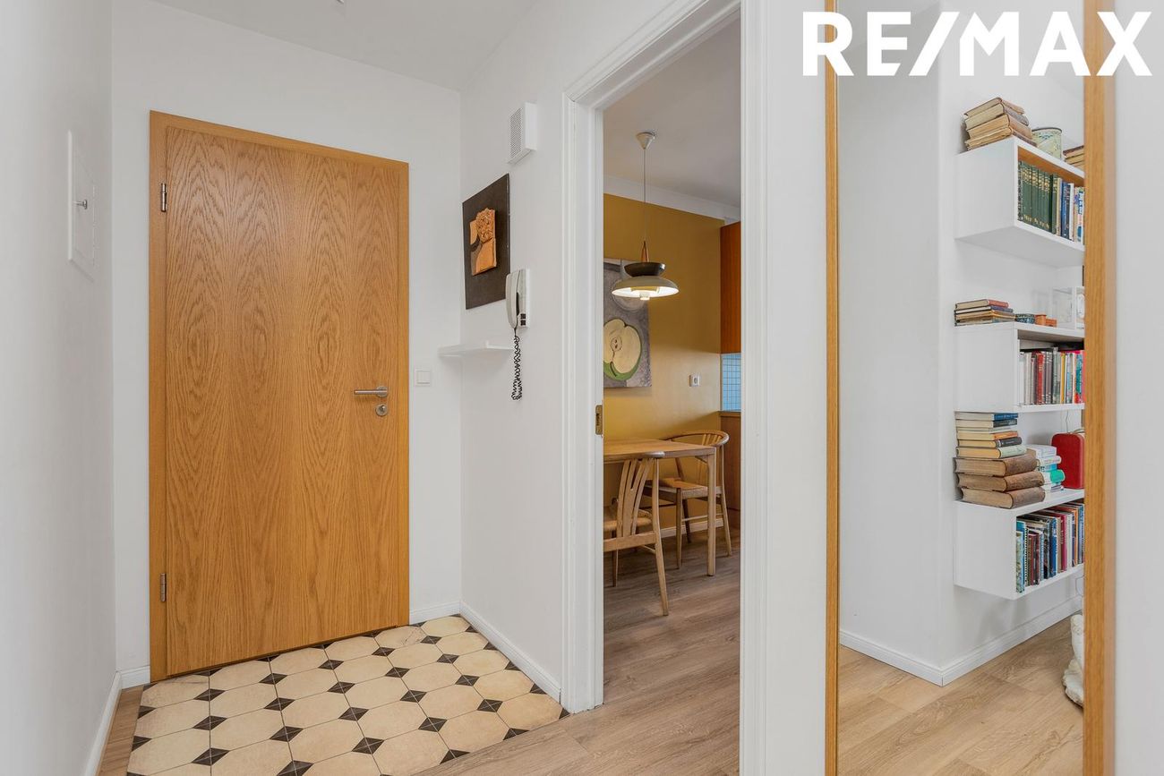 Álftamýri 32, 108 Reykjavík