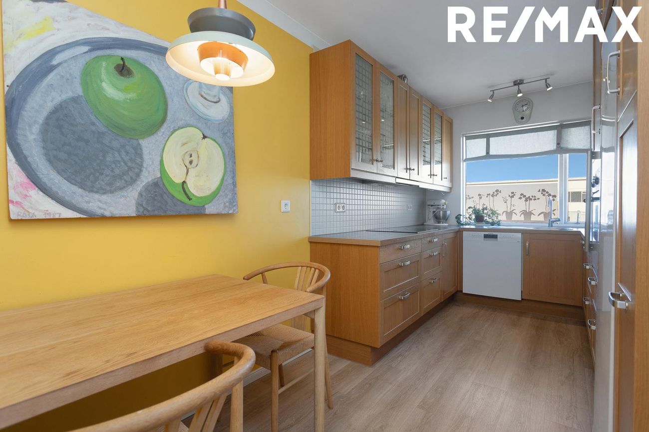 Álftamýri 32, 108 Reykjavík