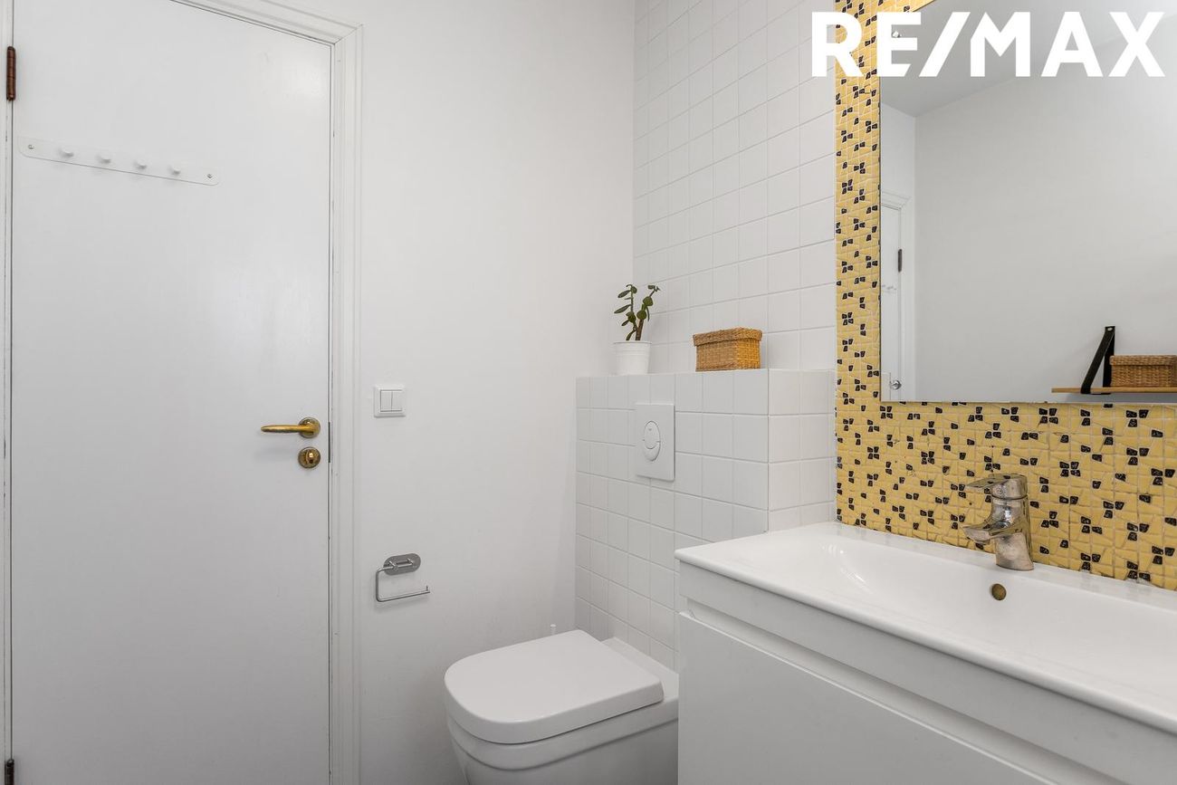 Álftamýri 32, 108 Reykjavík