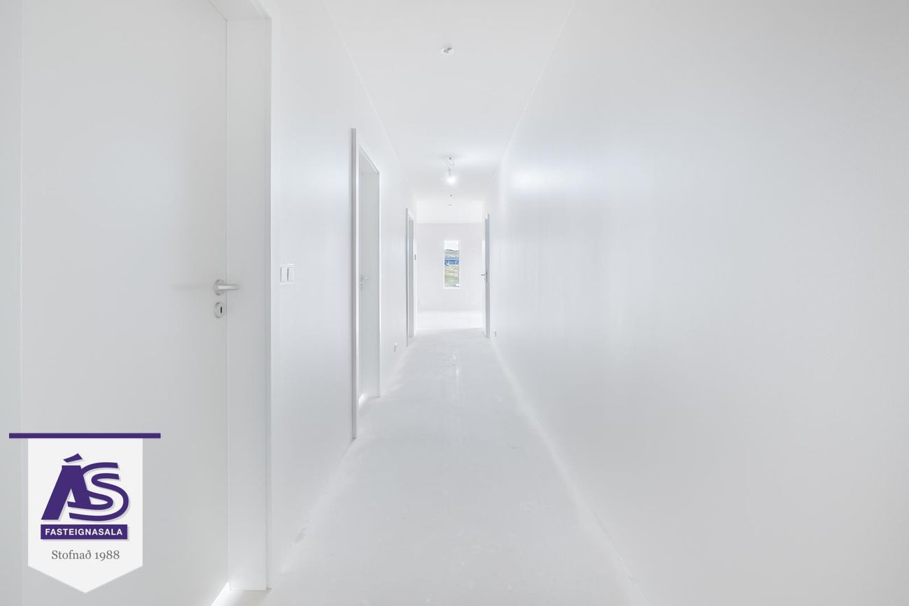 Hringhamar 5 - 0203, 221 Hafnarfjörður