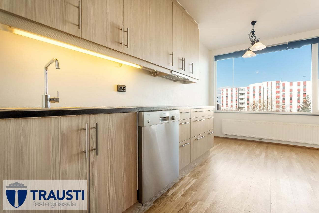 Asparfell 6, 111 Reykjavík