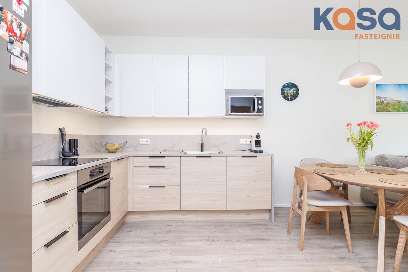 Kjarnagata 57, 600 Akureyri