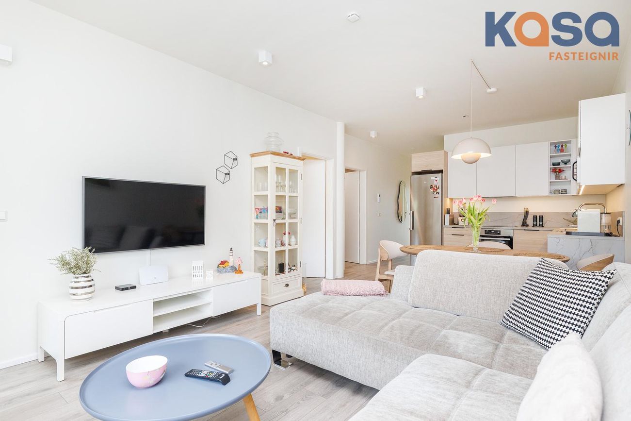 Kjarnagata 57, 600 Akureyri