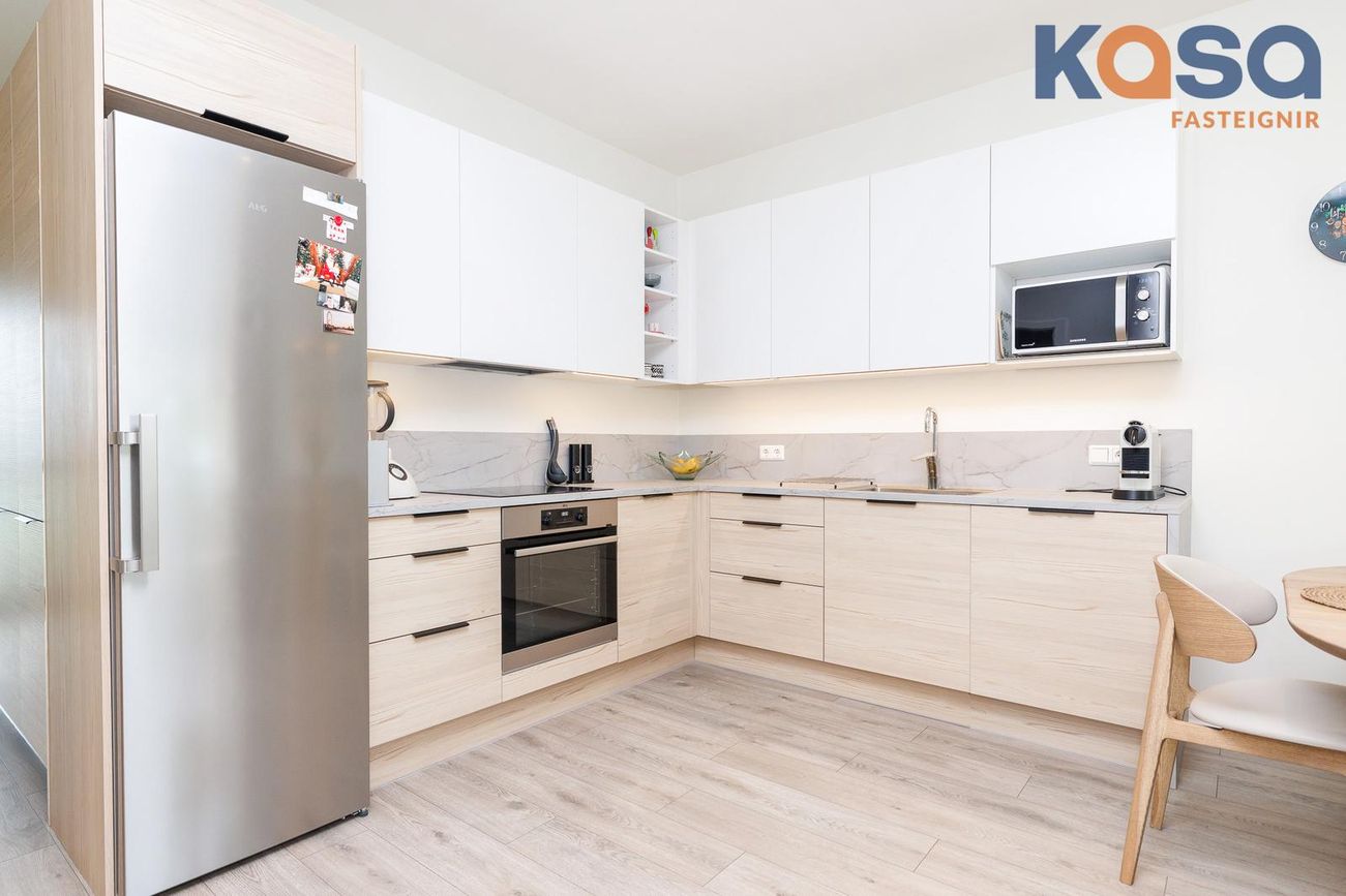 Kjarnagata 57, 600 Akureyri