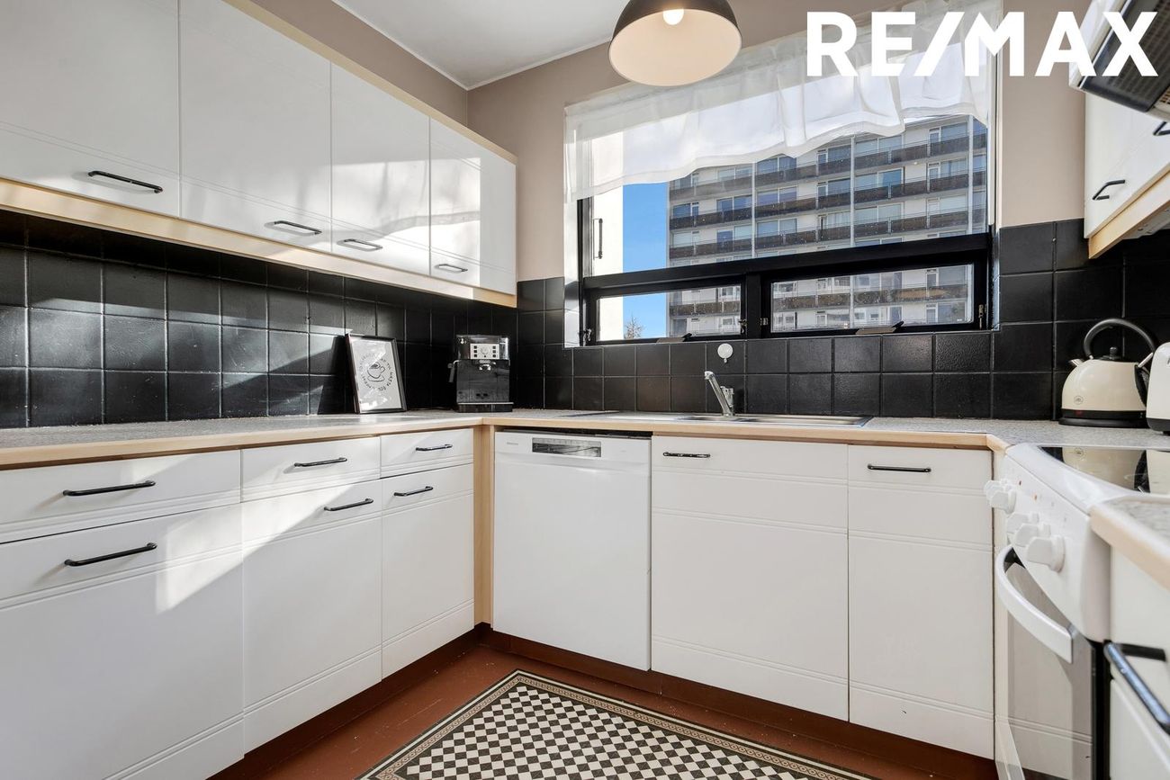 Ljósheimar 12, 104 Reykjavík
