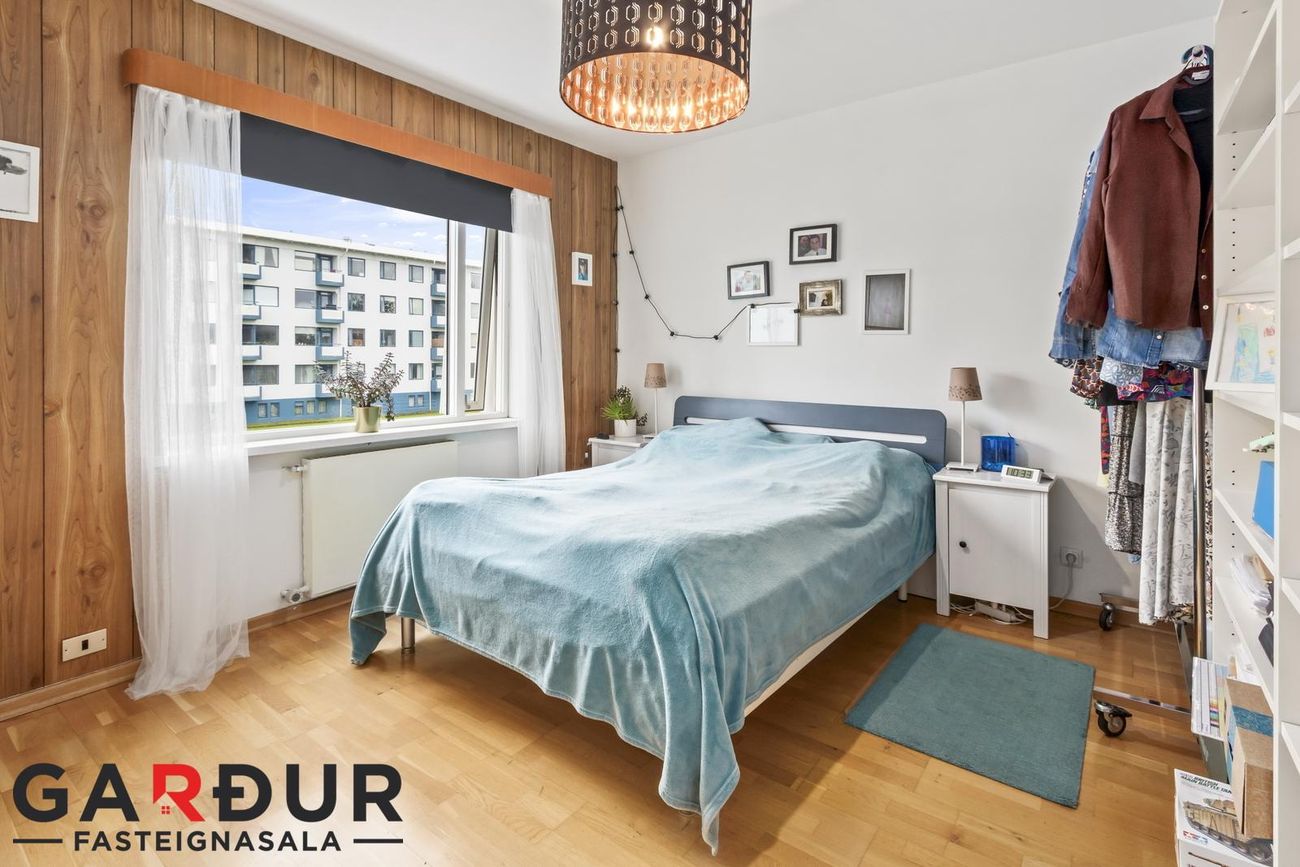 Gnoðarvogur 28, 104 Reykjavík
