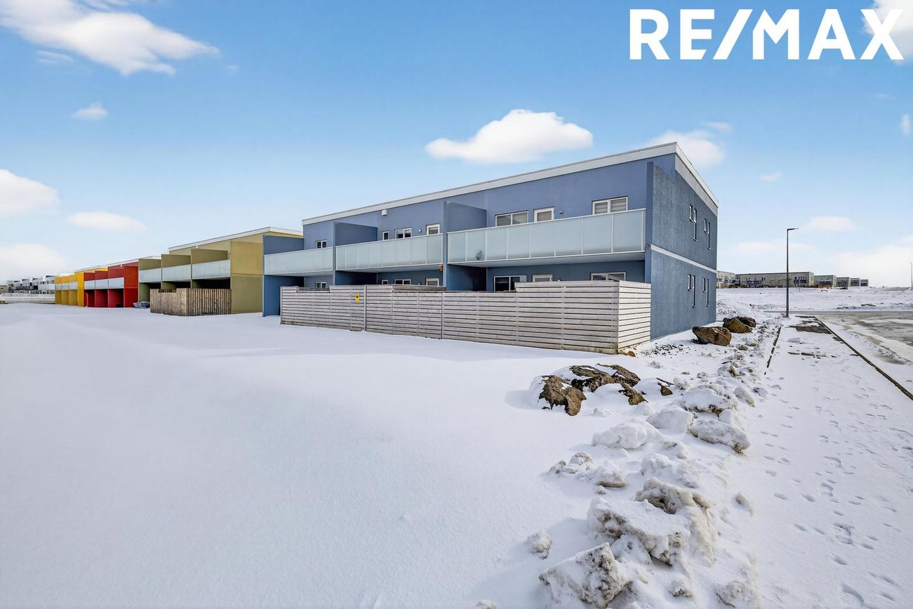Trönudalur 1, 260 Reykjanesbær
