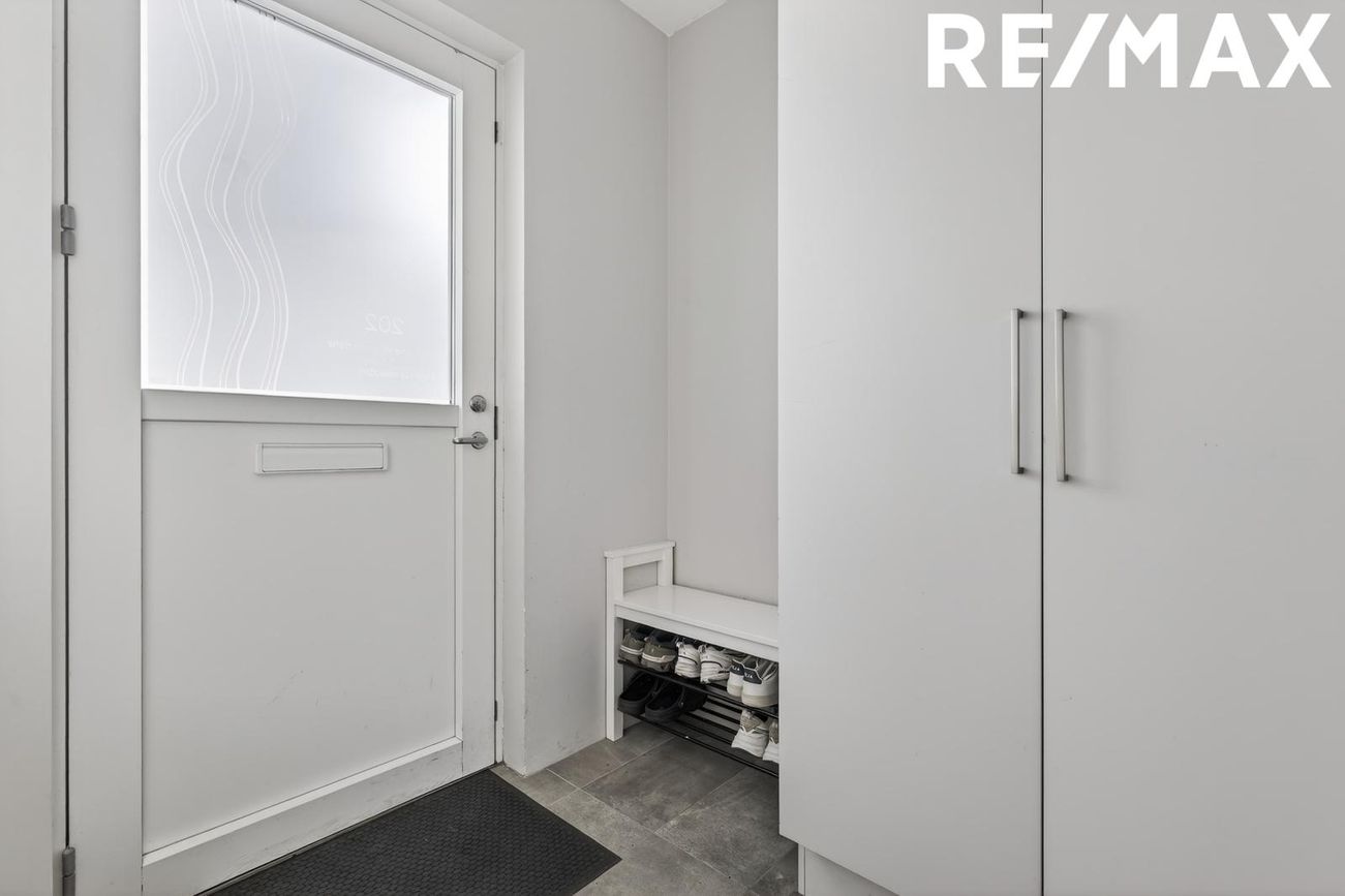 Trönudalur 1, 260 Reykjanesbær