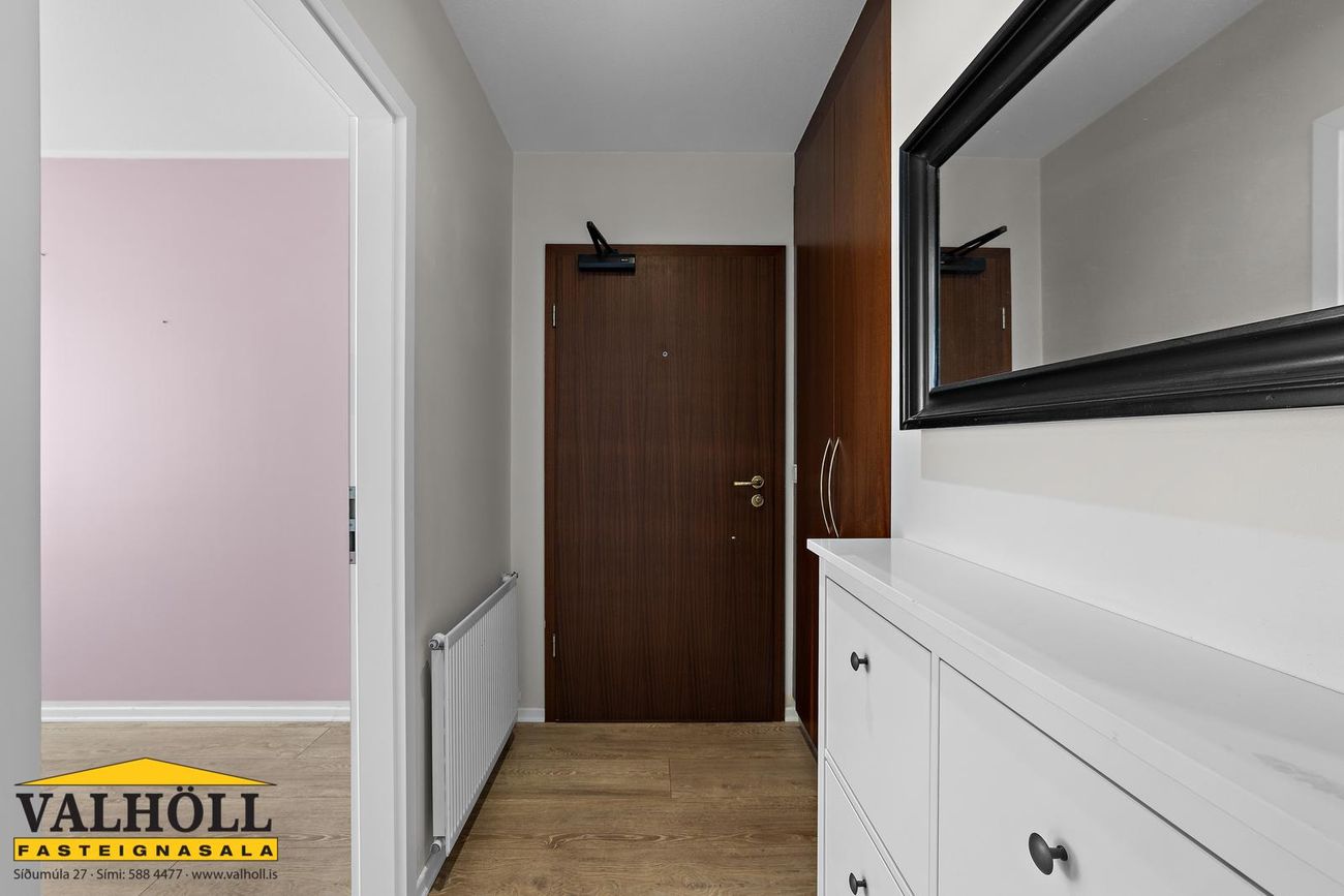 Naustabryggja 25, 110 Reykjavík