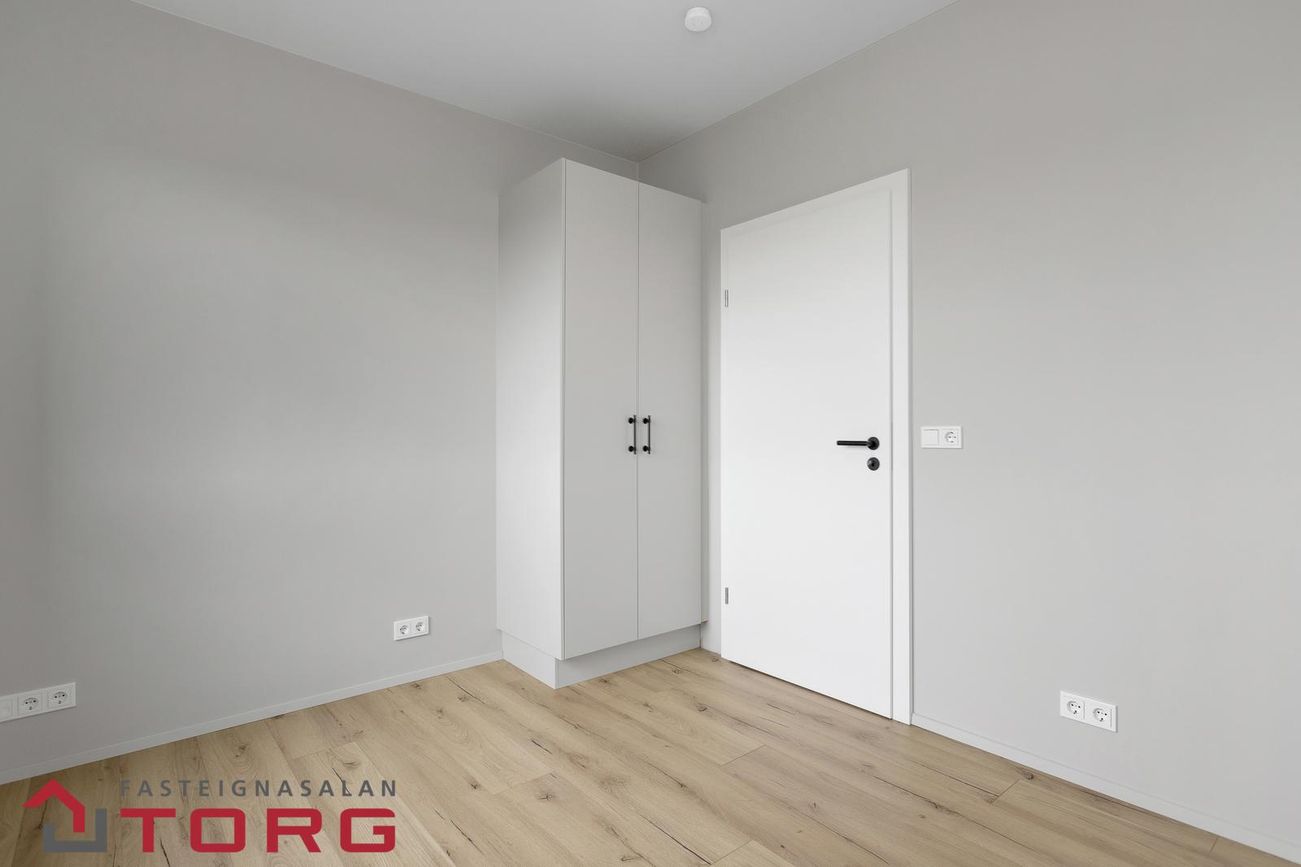 Lautargata 5, 210 Garðabær