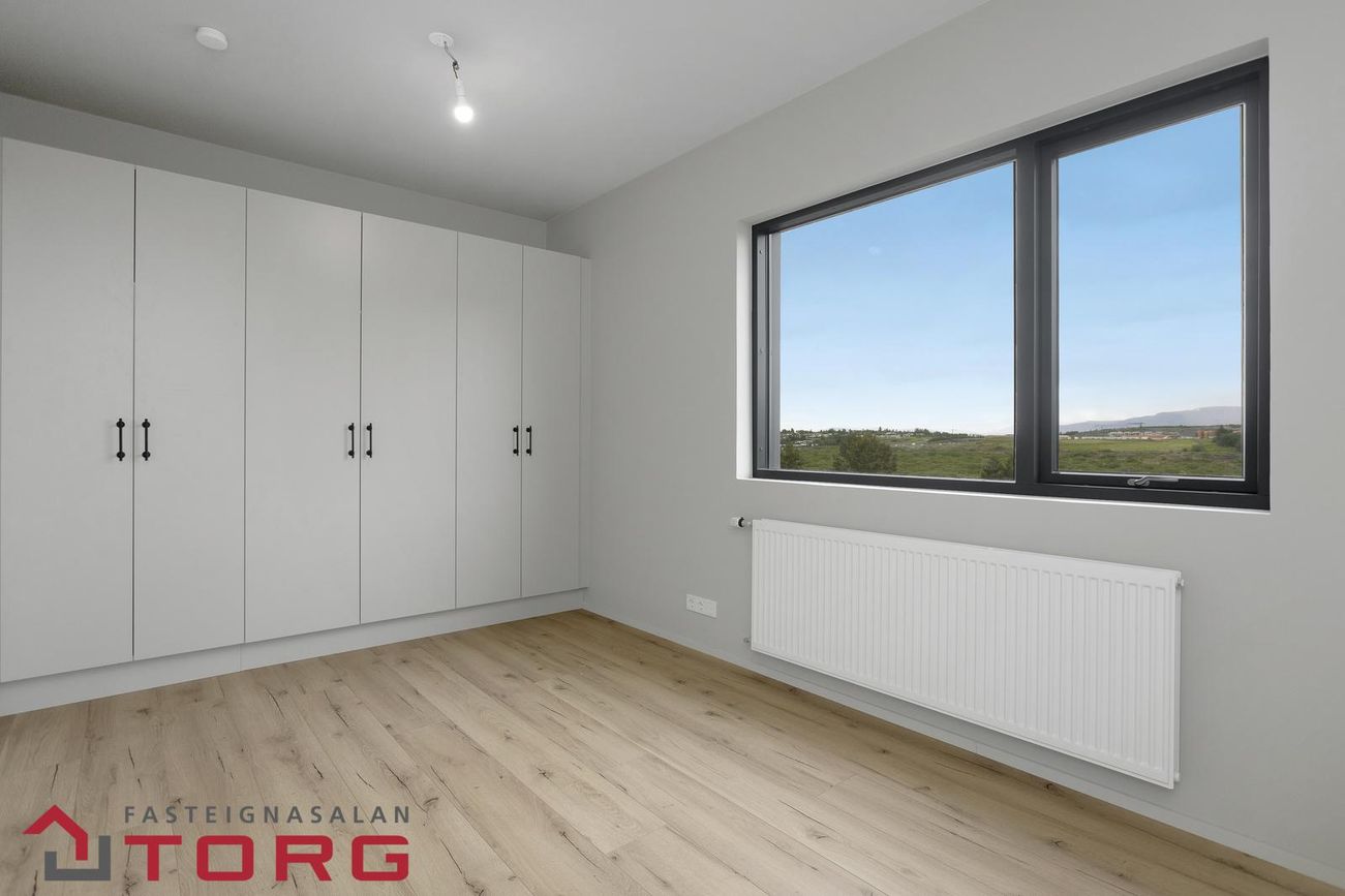 Lautargata 5, 210 Garðabær