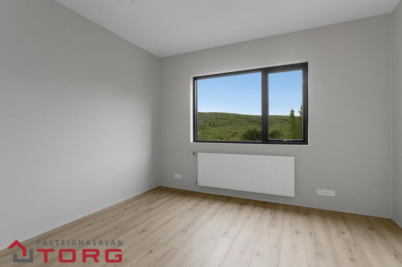 Lautargata 5, 210 Garðabær