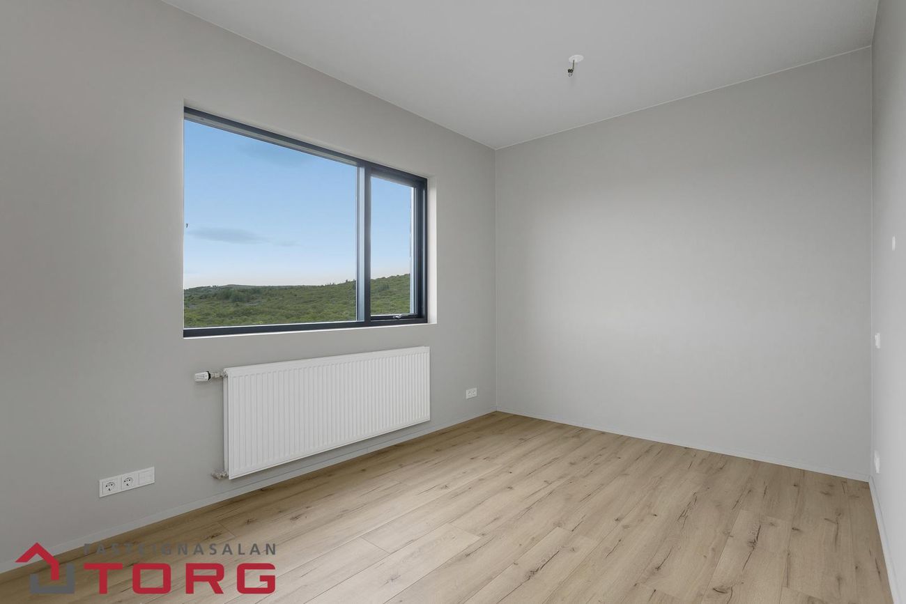 Lautargata 5, 210 Garðabær