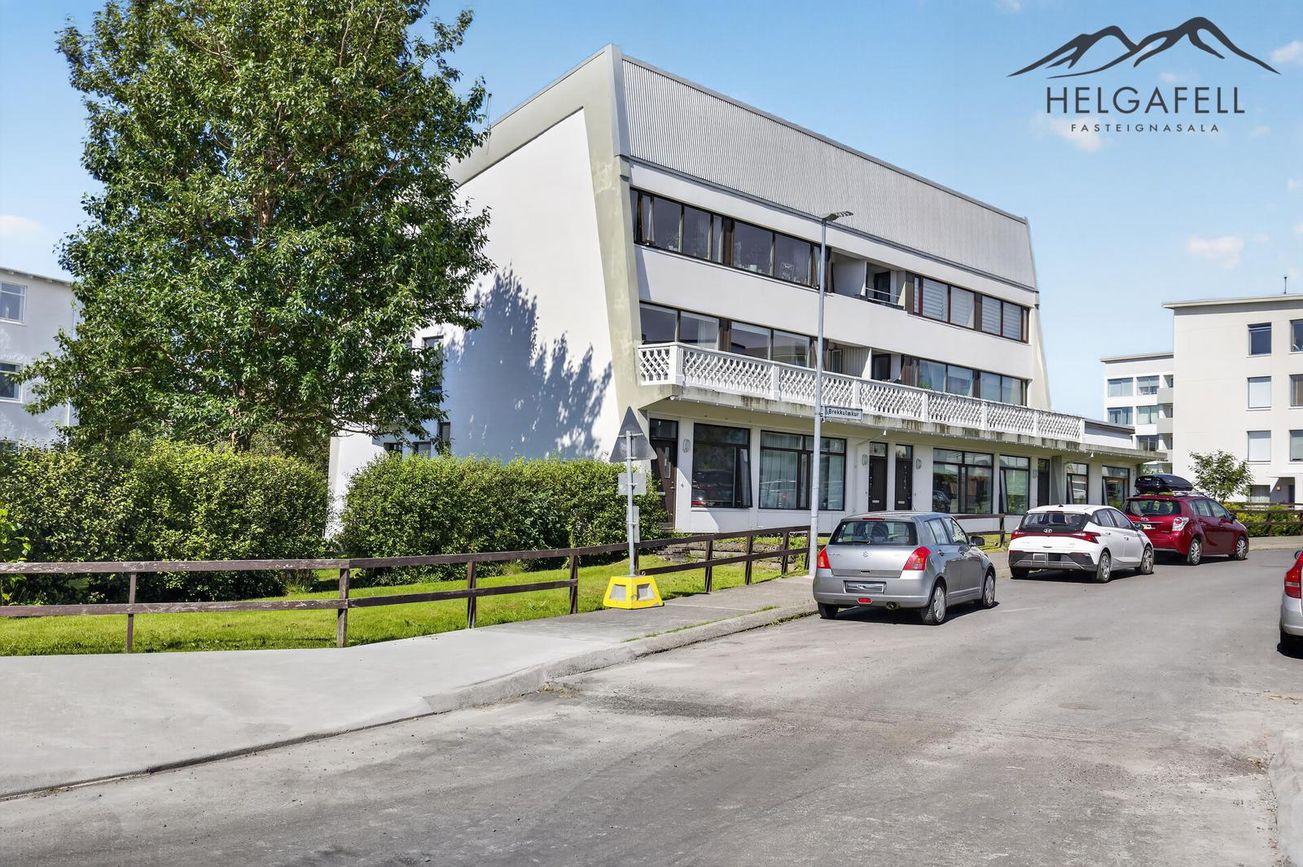 Brekkulækur 1, 105 Reykjavík