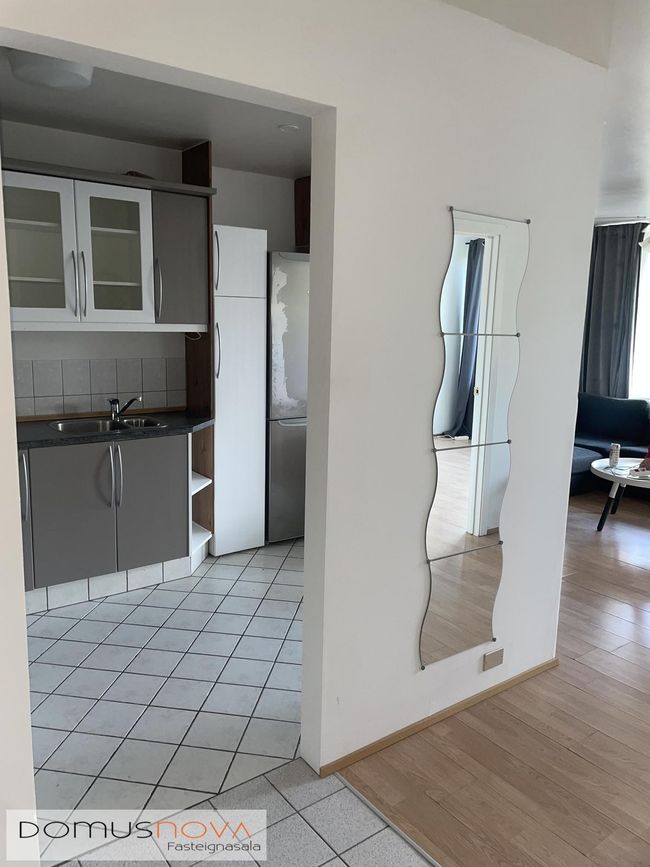 Asparfell 12, 111 Reykjavík