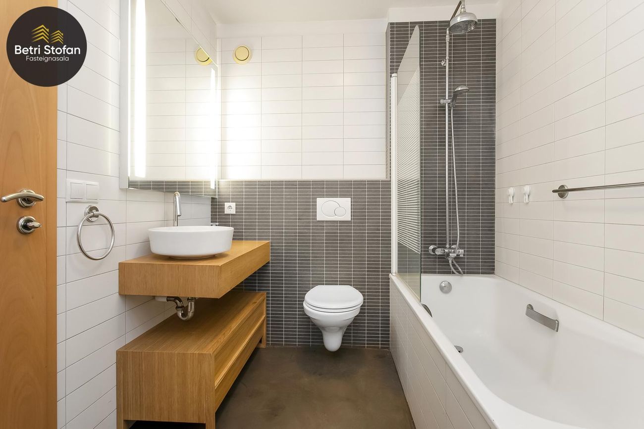 Álagrandi 8, 107 Reykjavík
