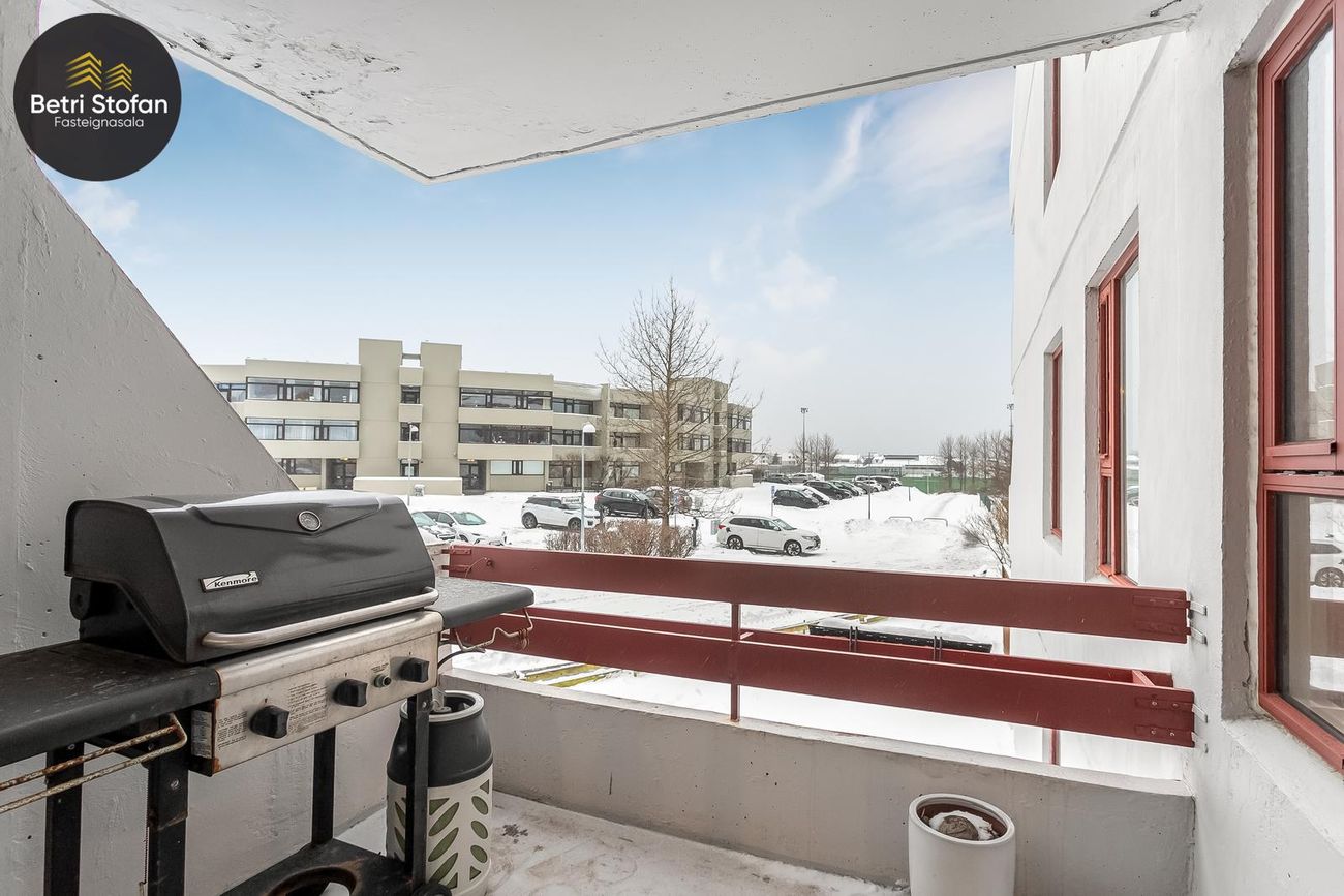 Álagrandi 8, 107 Reykjavík