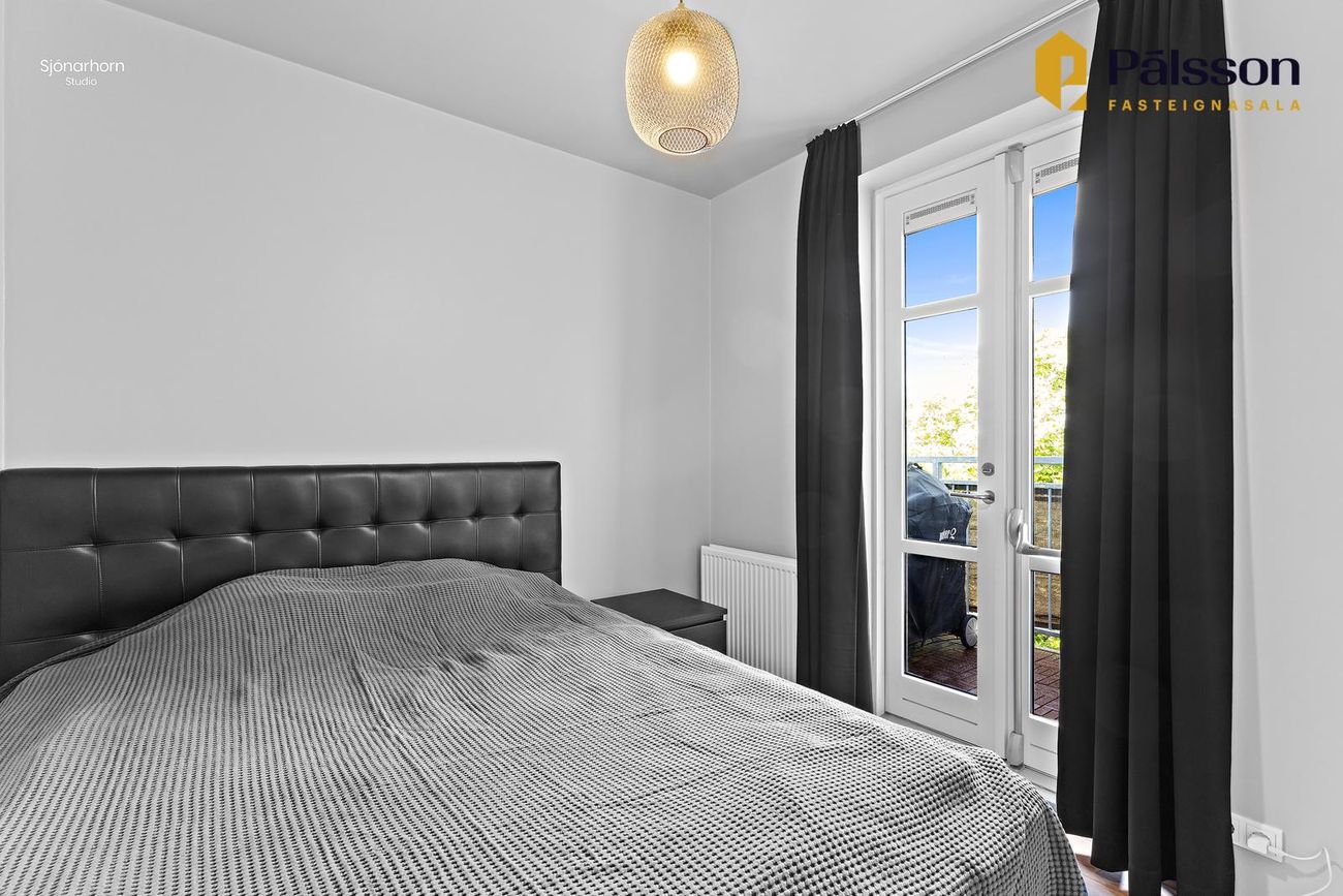 Laugavegur 145, 105 Reykjavík