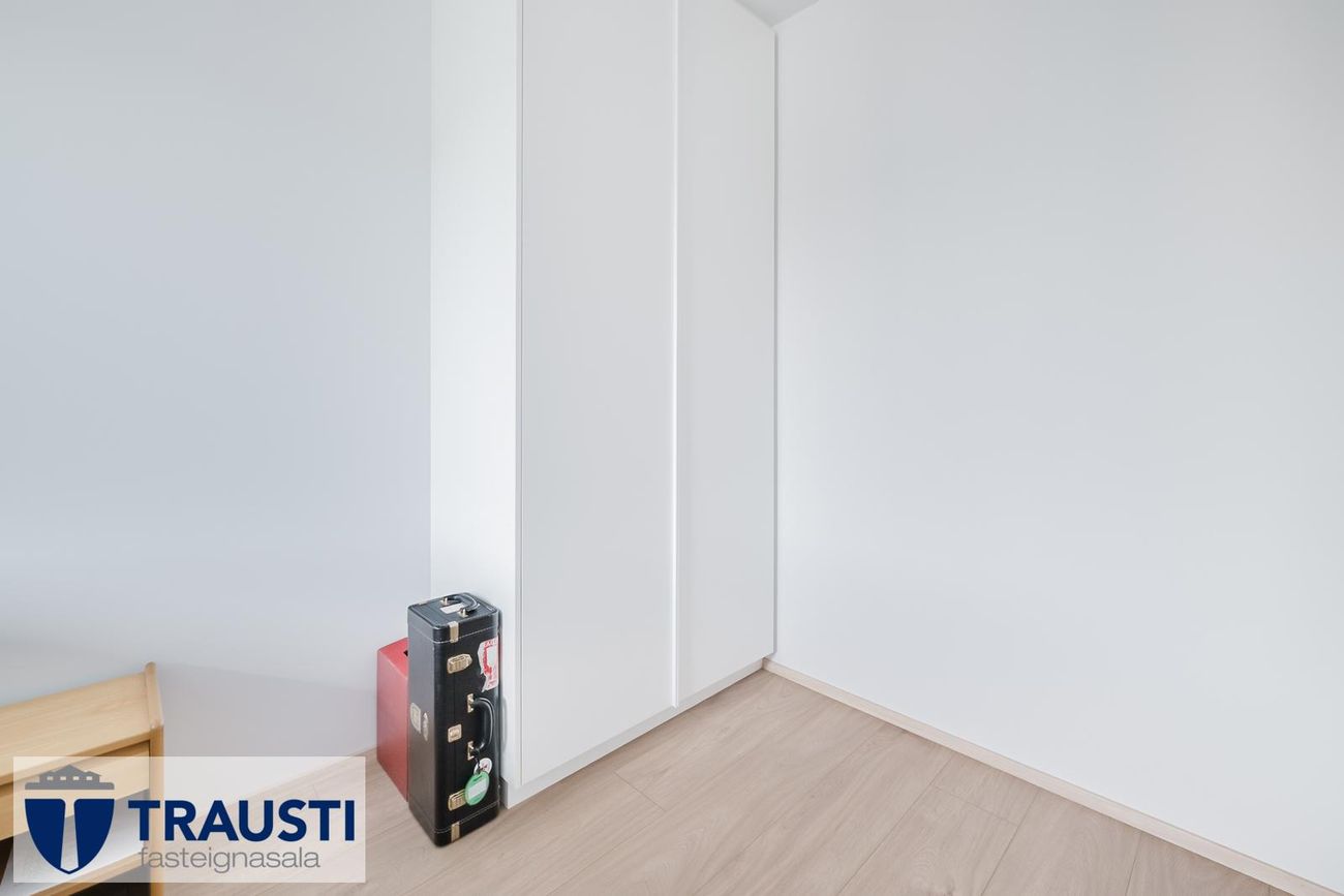 Hlíðarfótur 19 - 0415, 102 Reykjavík