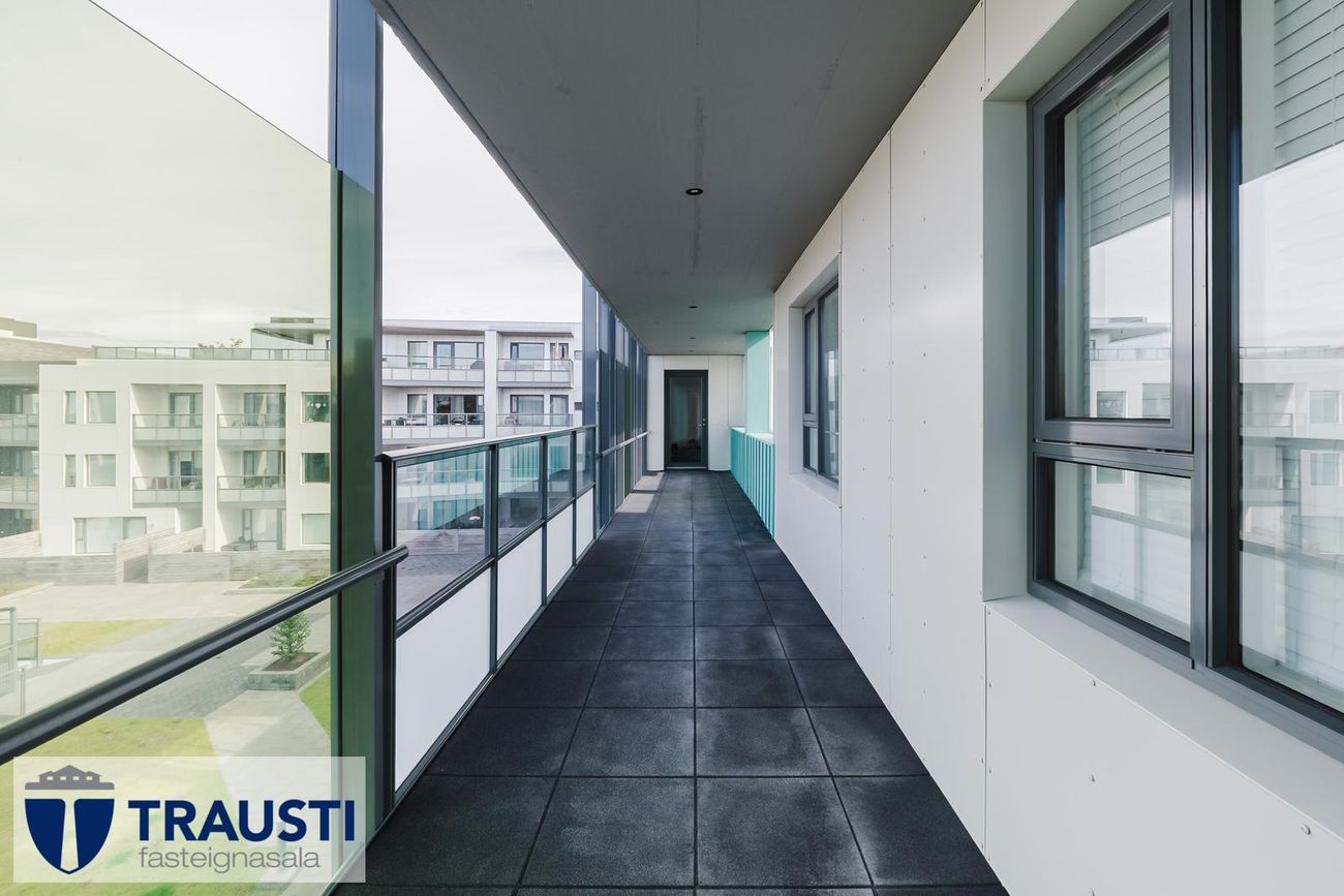 Hlíðarfótur 19 - 0415, 102 Reykjavík