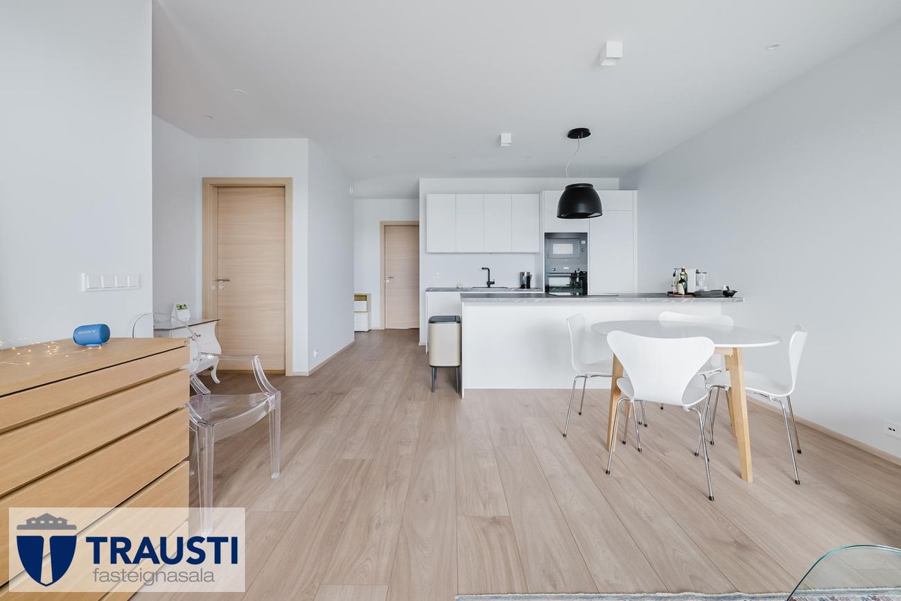 Hlíðarfótur 19 - 0415, 102 Reykjavík