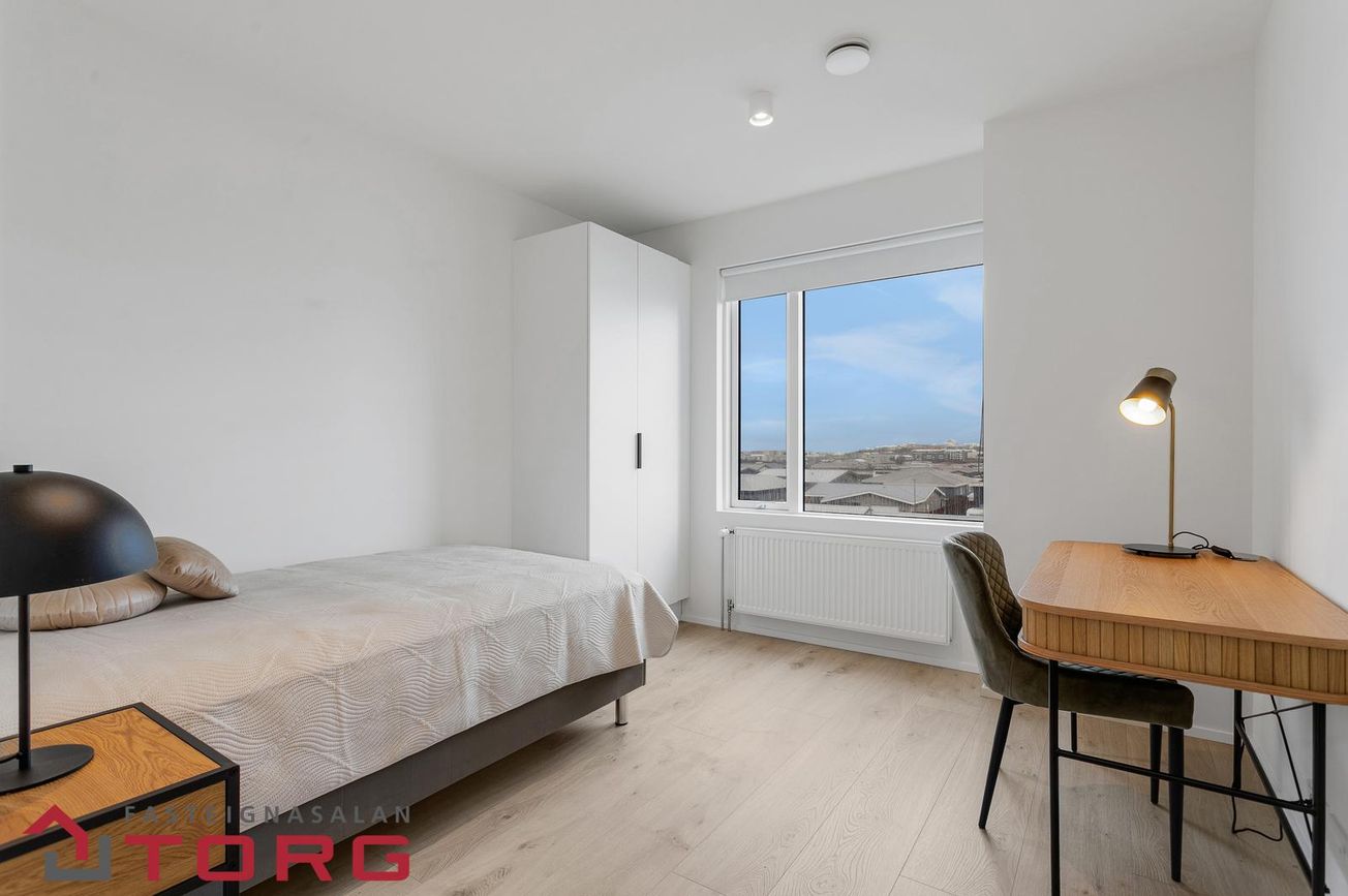 Áshamar 14 - 0201, 221 Hafnarfjörður